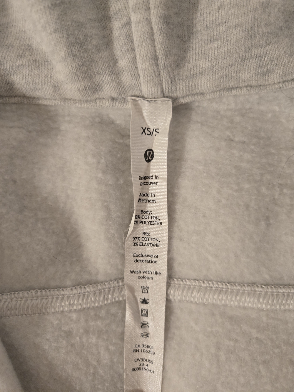 lululemon athletica Men’s Light Gray Half-Zip Hoodie Sweater - Picture 4 of 4